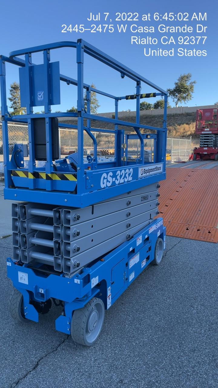 2022 GENIE GS-3232
