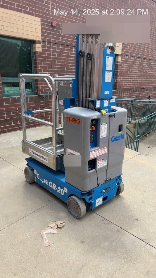 2023 GENIE GR-20