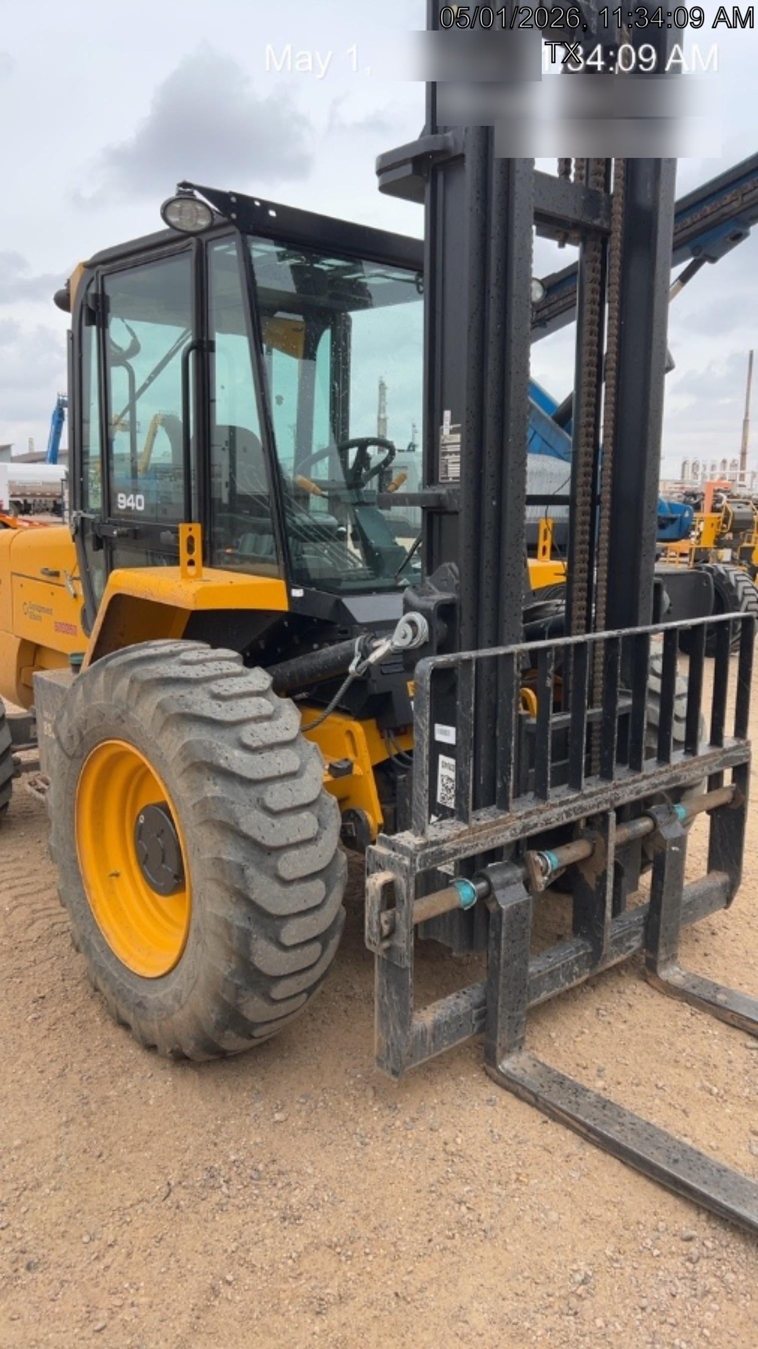 2025 JCB 940-4