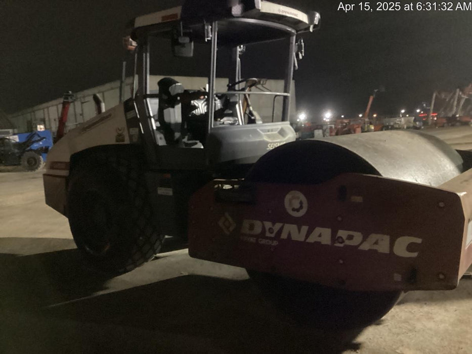 2022 DYNAPAC CA2500D