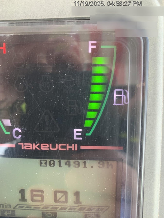 2021 TAKEUCHI TB250-2