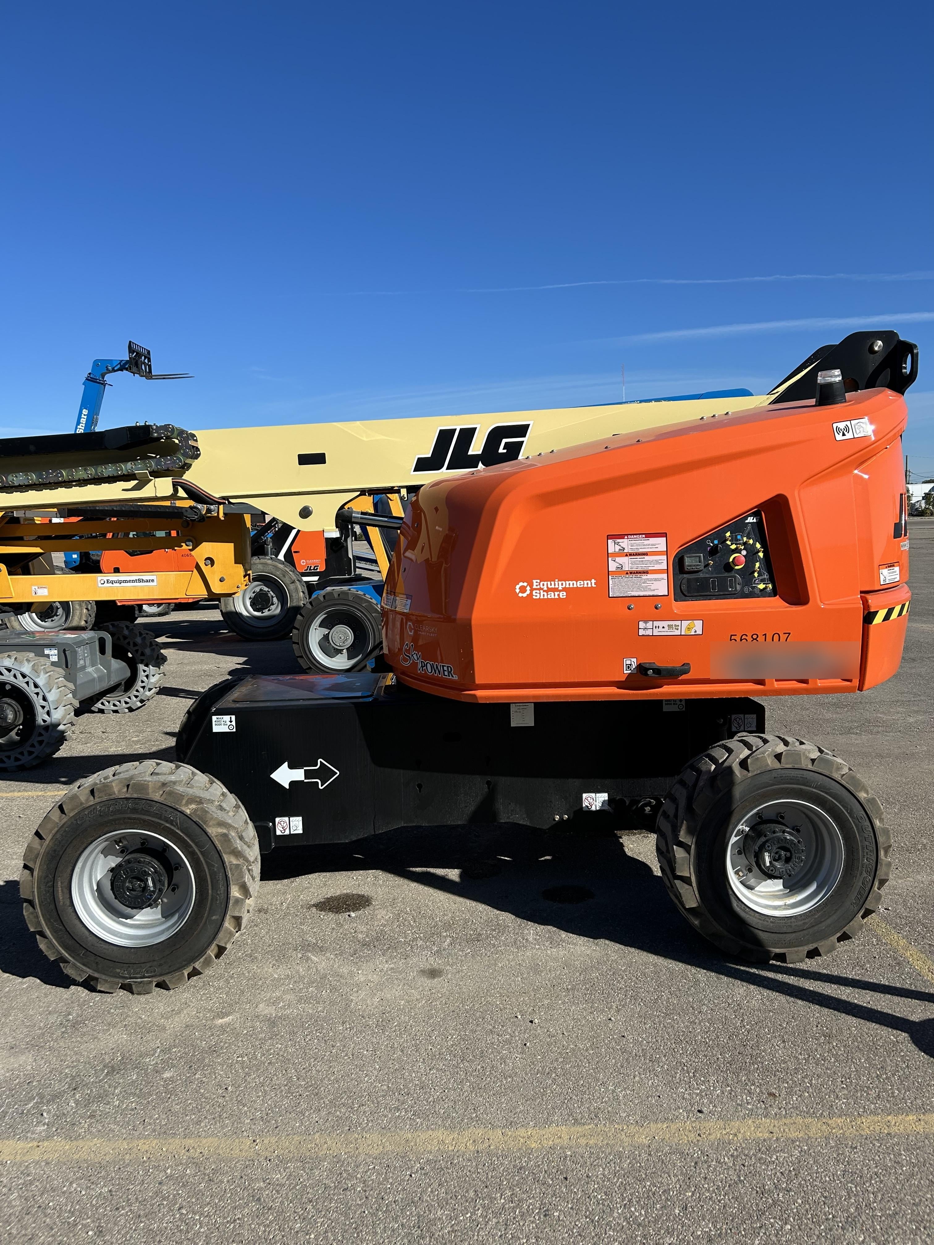 2025 JLG 460SJ