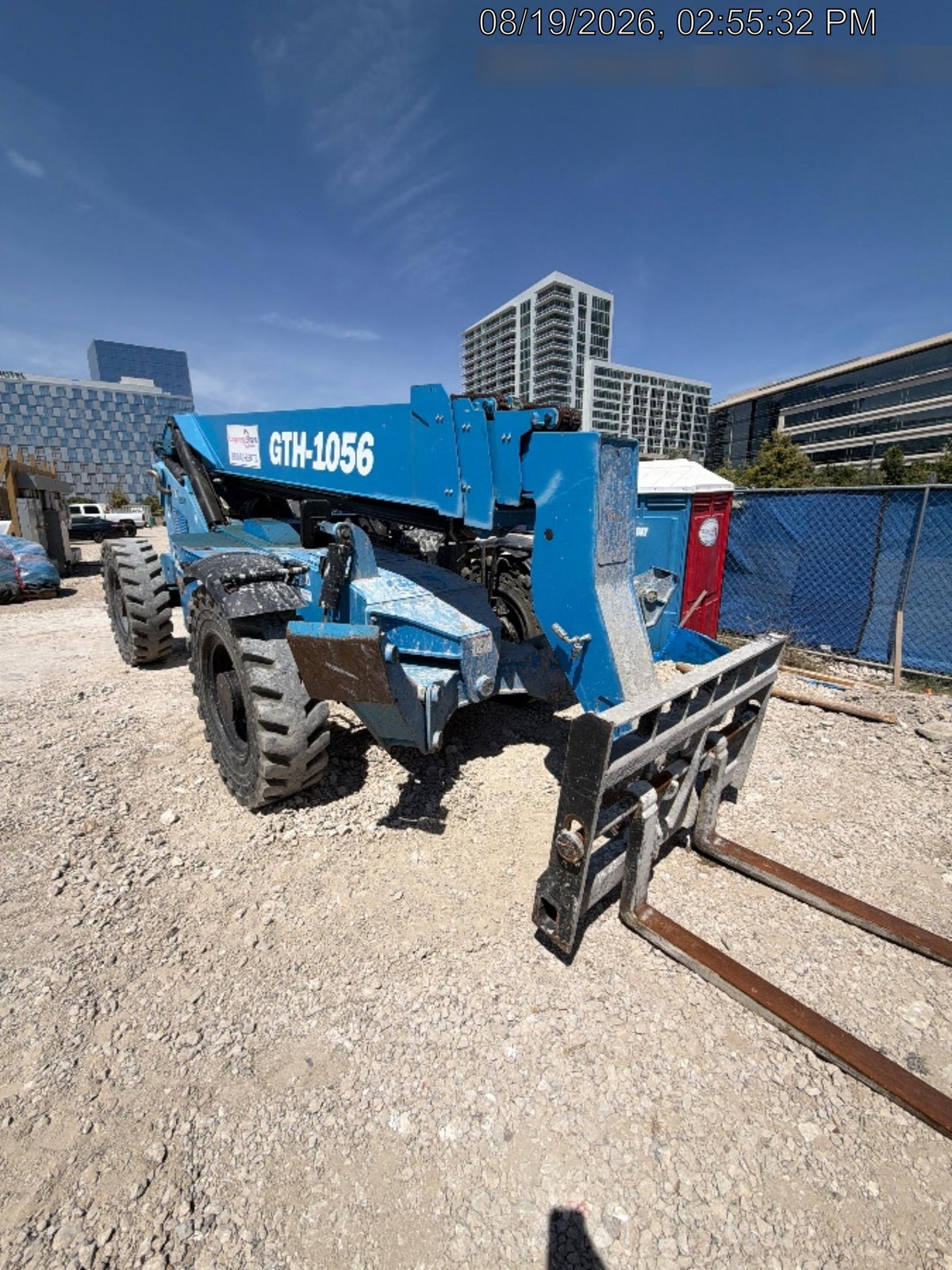 2017 GENIE GTH-1056
