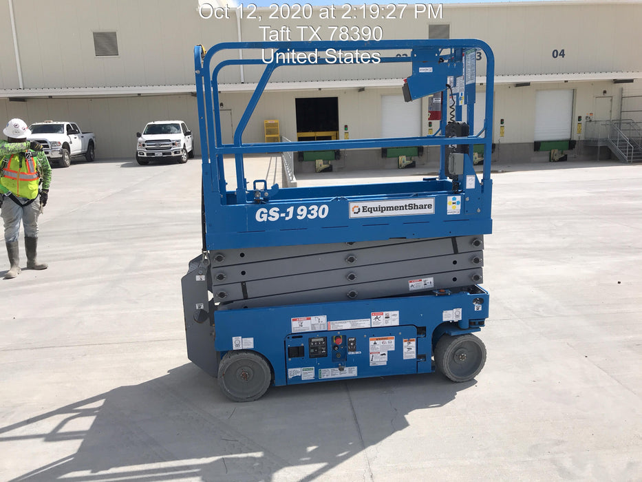 2019 Genie GS-1930 Fixed rails with chain Entry