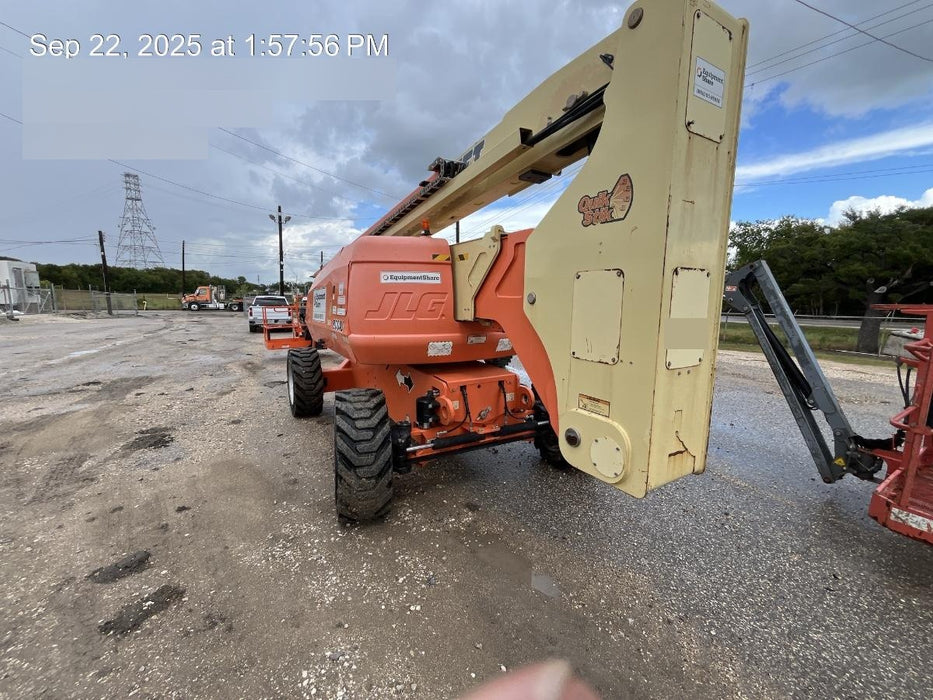 2019 JLG 800AJ