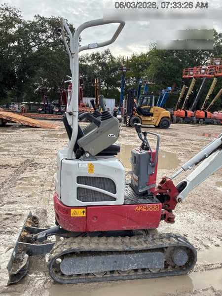 2022 TAKEUCHI TB210R