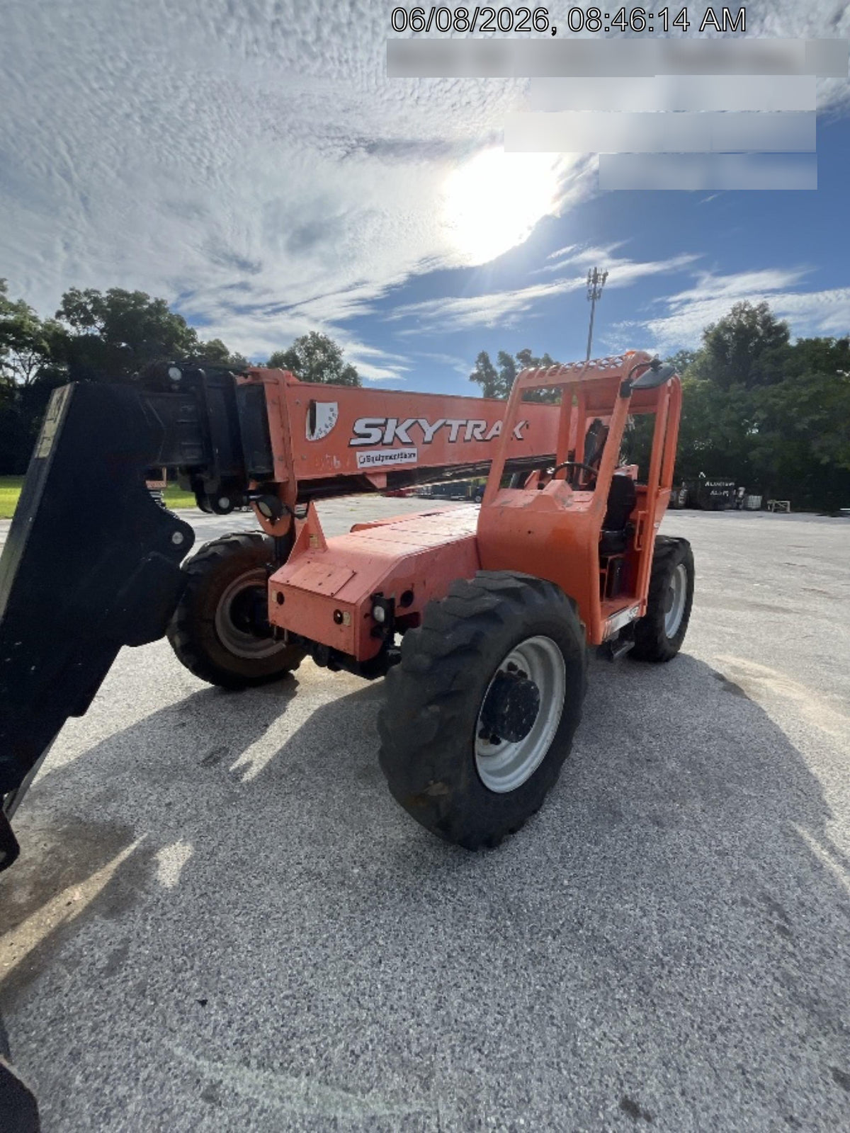 2017 Skytrak 6042 42' REACH, PALLET FORKS, 6k, FOAM FILLED TIRES