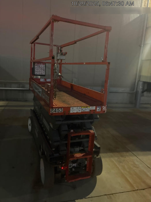 2018 Skyjack SJIII-3226 Skyjack SJIII3226 Scissor Lift w/Trojan Batteries