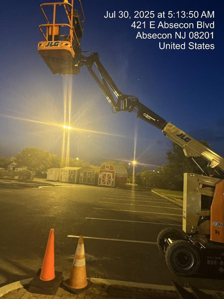 2025 JLG E300AJP