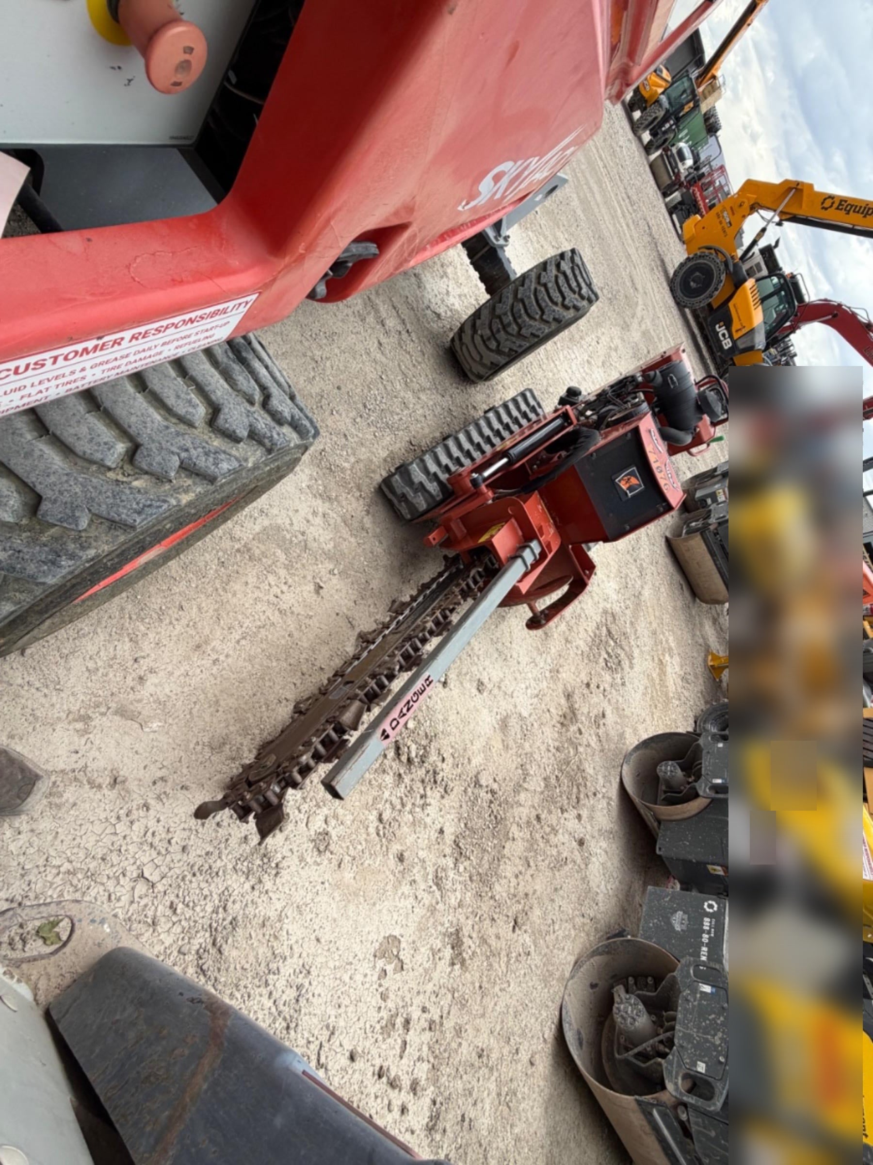 2020 DITCH WITCH C24XA