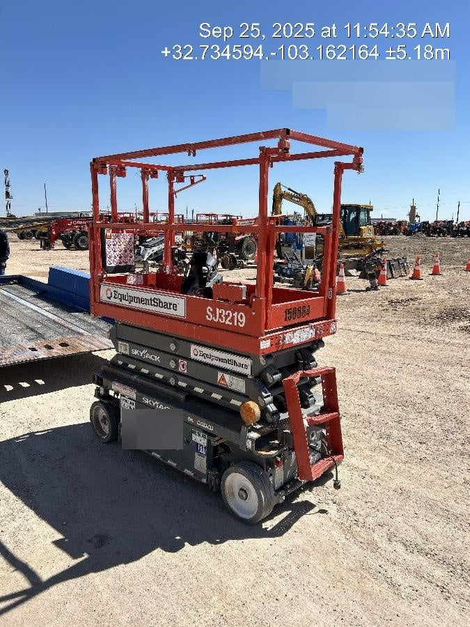2021 SKYJACK SJ3219