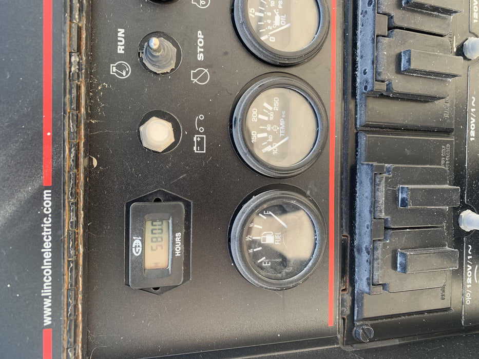 2019 Lincoln Electric Vantage 322 Welder Ready-Pak 3, Two wheel trailer, Fender and Light kit, Cable Rack