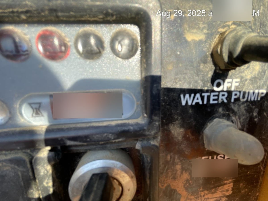 2023 Vac-Tron LP573XDT T4 Koehler Diesel Engine, 500 Gallon Debris Tank, x2 100 Gallon Water Tanks