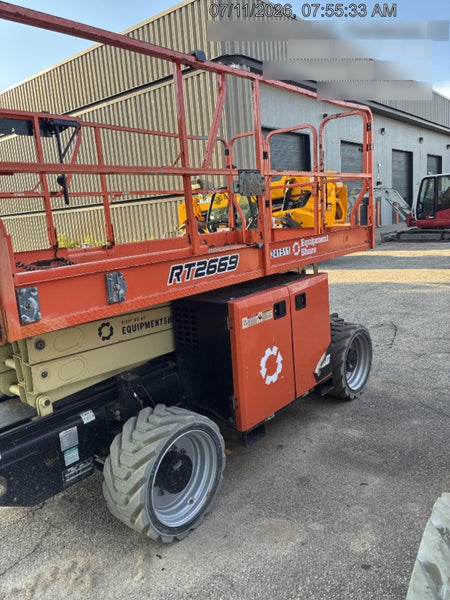 2022 JLG RT2669