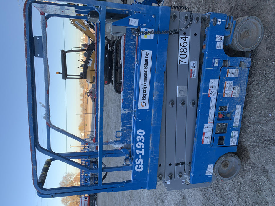 2020 Genie GS-1930 Fixed rails with chain entry gate - Pre A92.20