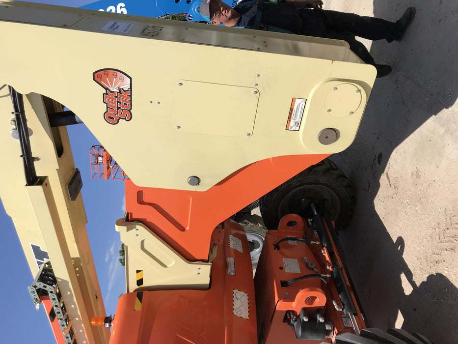 2019 JLG 800AJ
