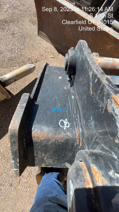 2020 DOOSAN 36" HD Bucket Doosan