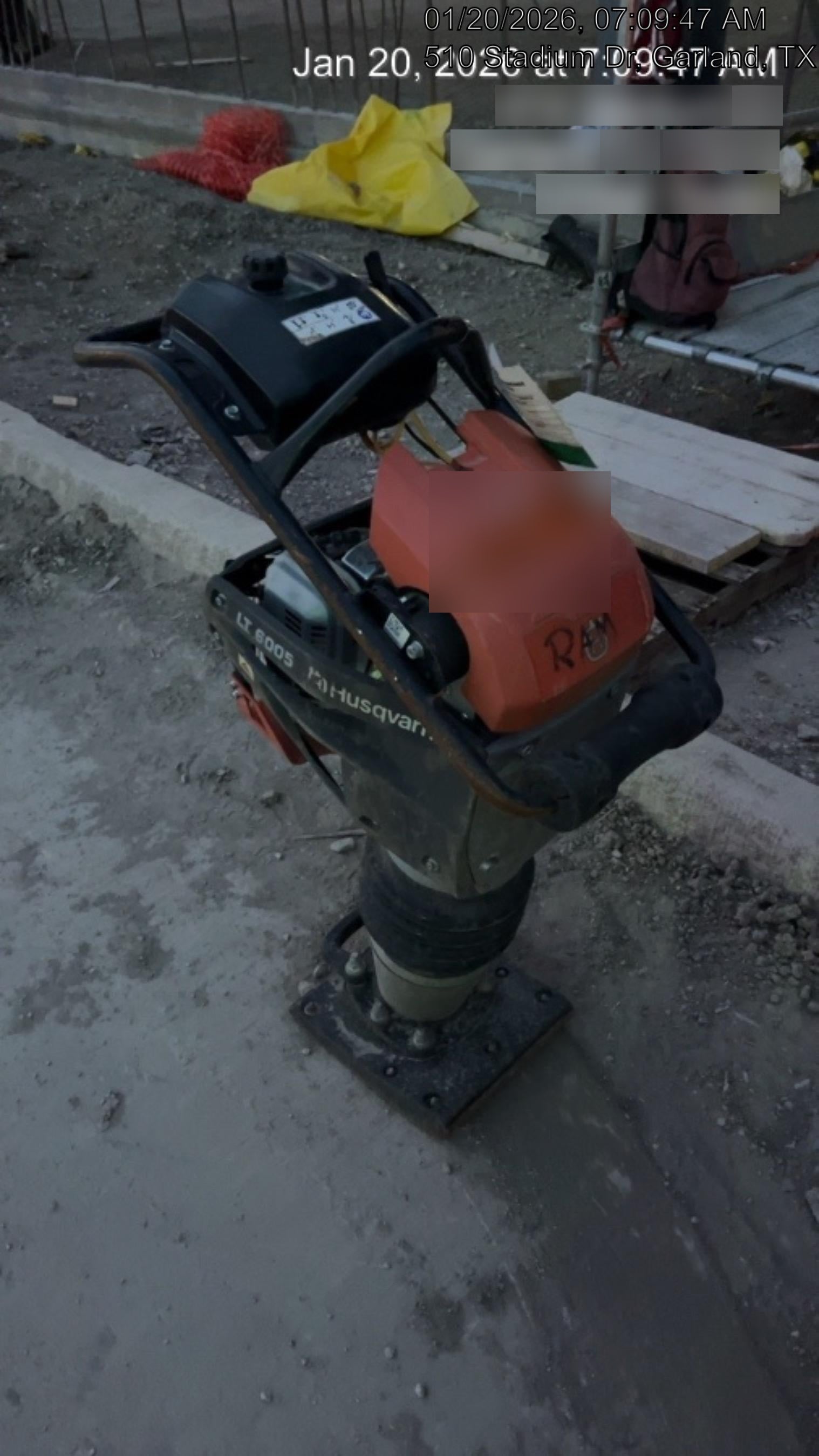 2025 HUSQVARNA LT6005
