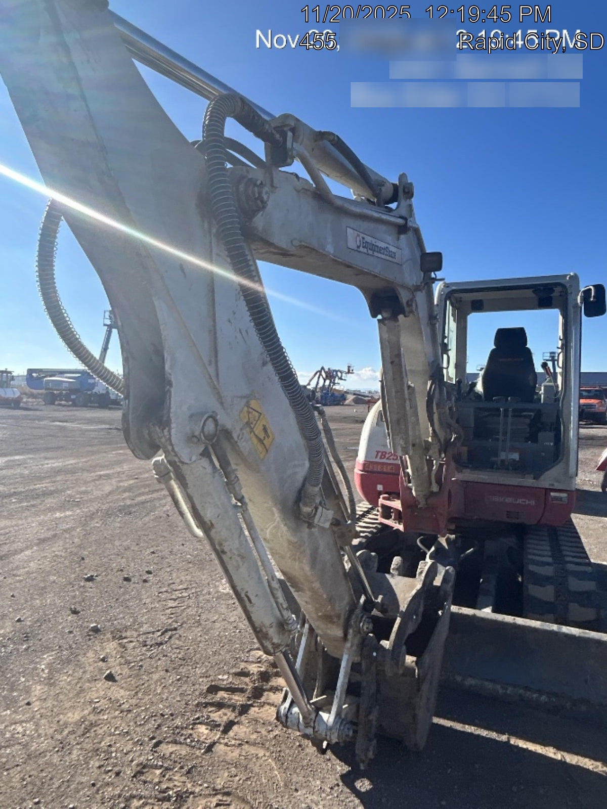 2024 TAKEUCHI TB250-2CR