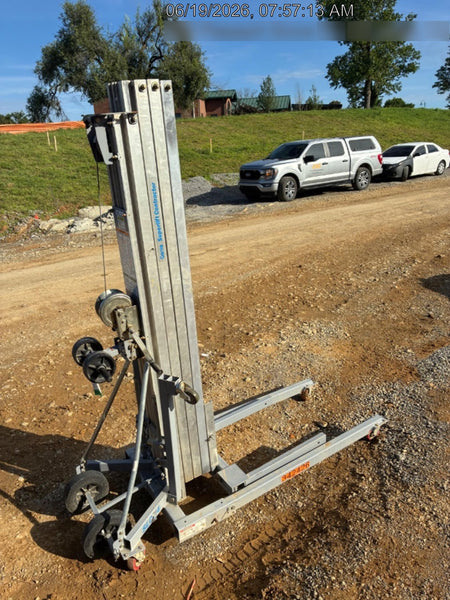 2023 GENIE SLC-24