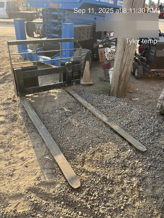 2025 ARROW MATERIAL HANDLING F5100CB - 72"