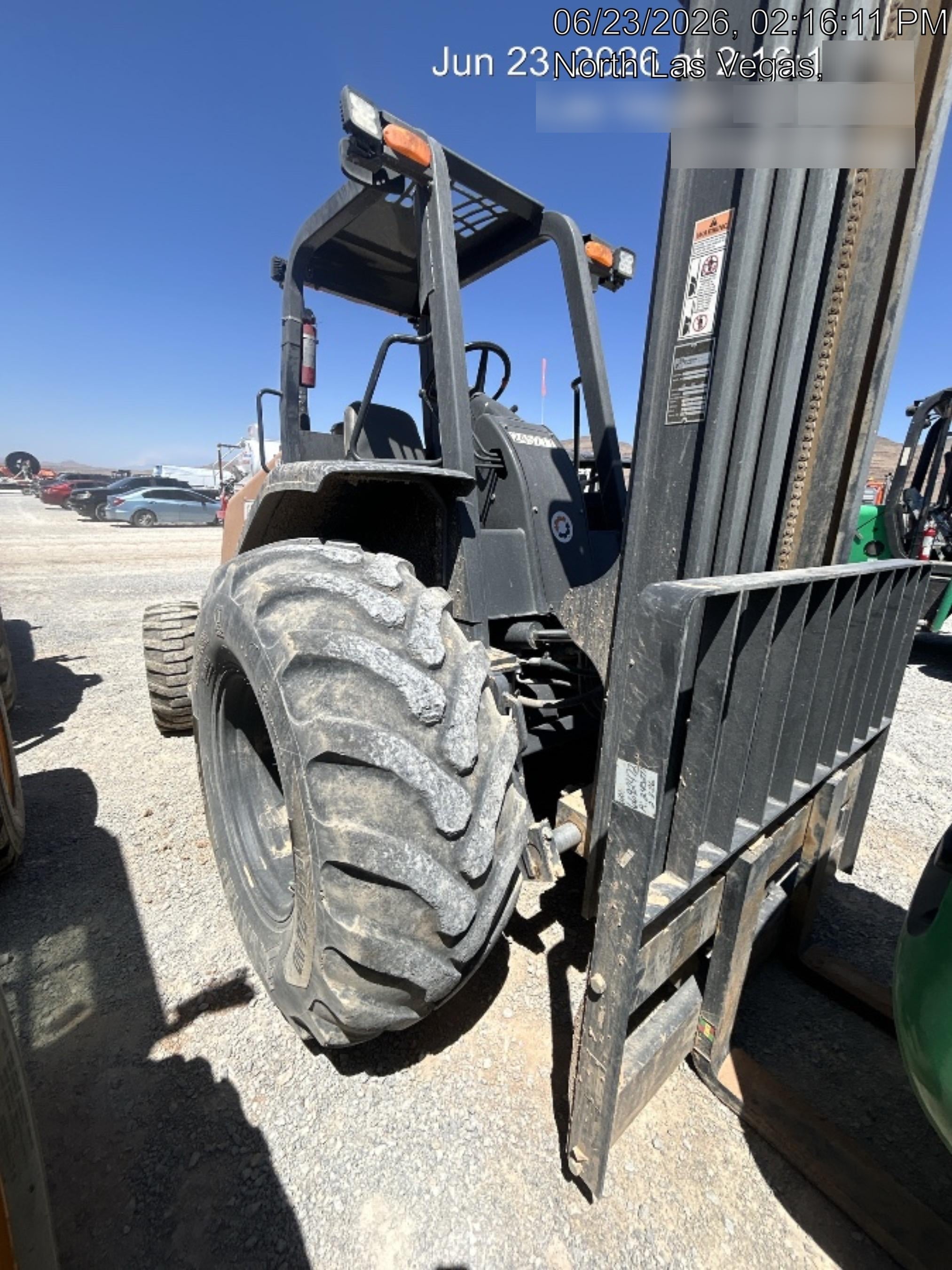 2022 CASE 588H