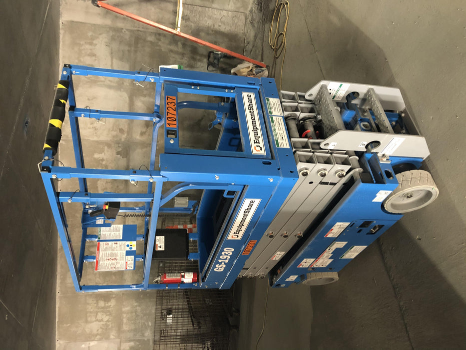 2020 Genie GS-1930 Solid Non Marking Tires, Beacon, Folding rails with half height swing gate, 800W Inverter