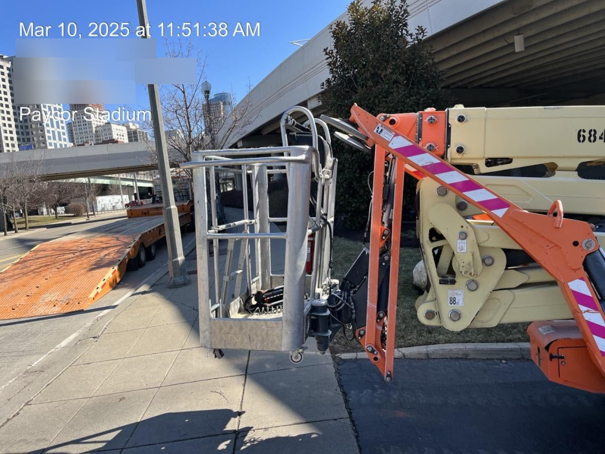2017 JLG X770AJ