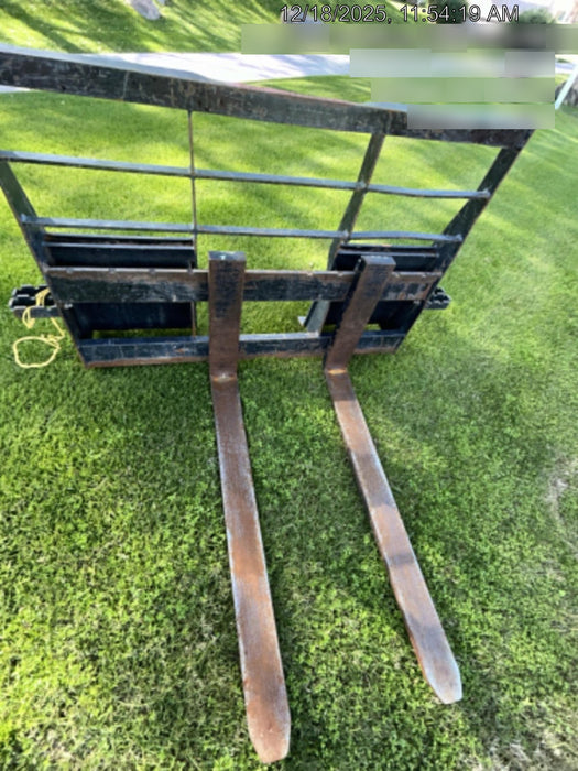 2022 ARROW MATERIAL HANDLING 48" Pallet Forks - Arrow