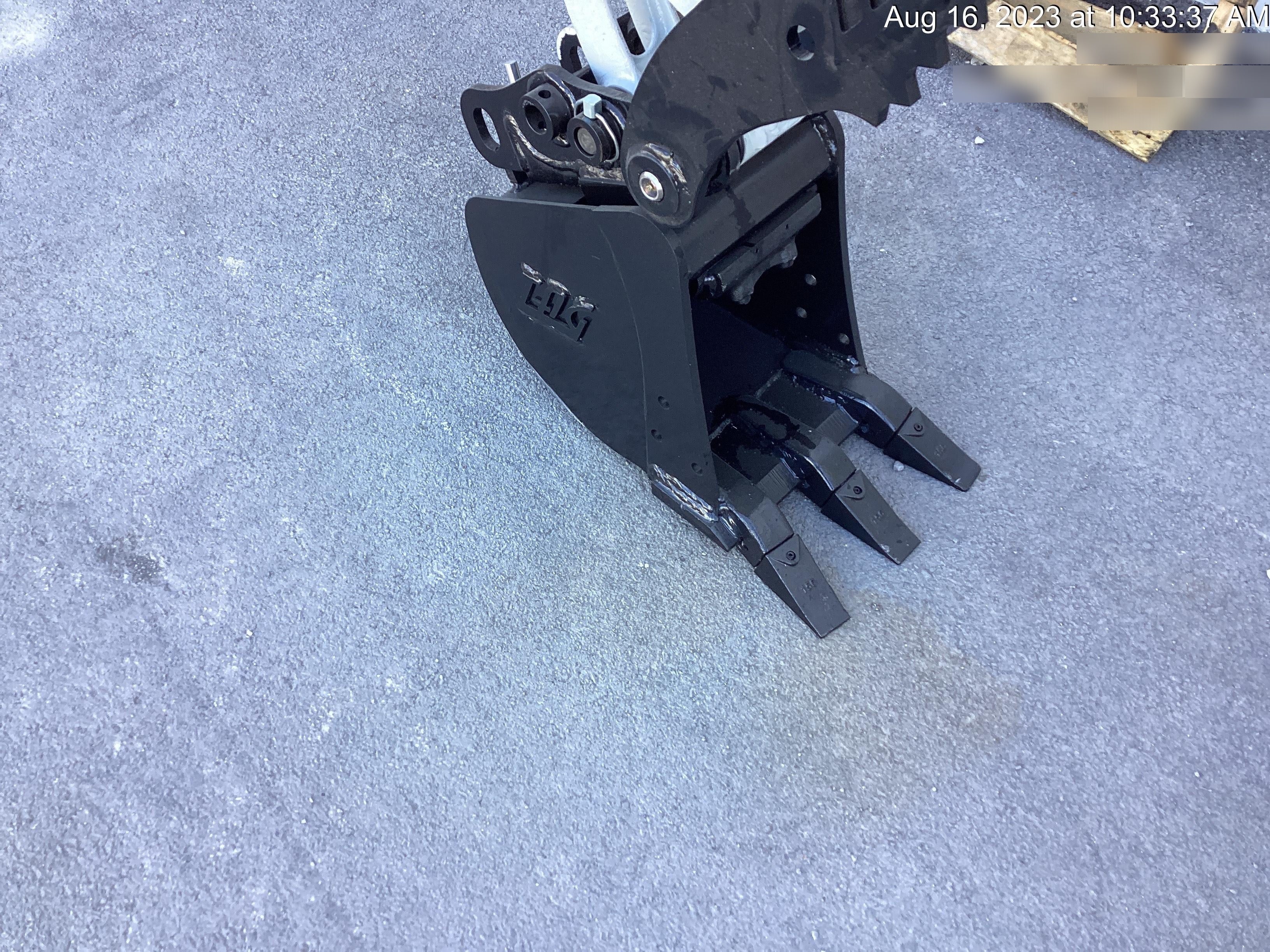 2023 TAG MANUFACTURING 12" HD Ditch QCB26 Bucket