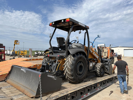 2023 CASE 570N EP