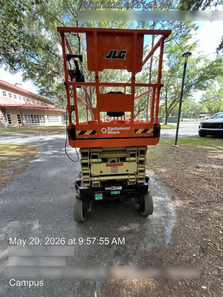 2025 JLG ES3246