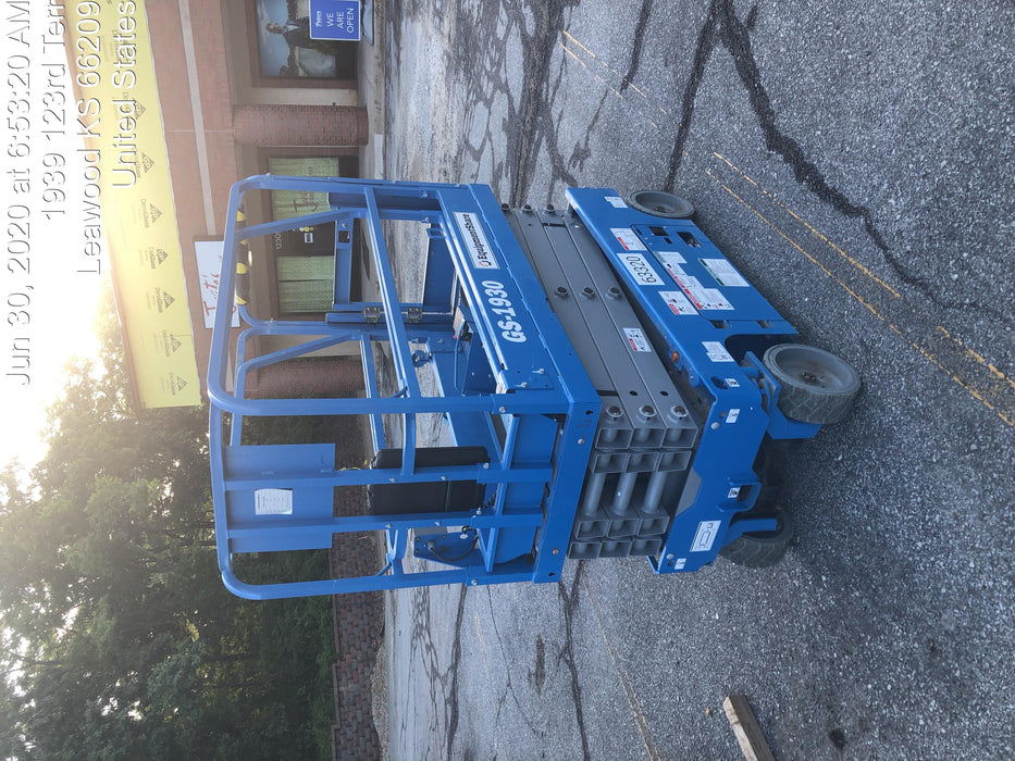 2020 Genie GS-1930 Solid Non Marking Tires, Beacon, Folding rails with half height swing gate