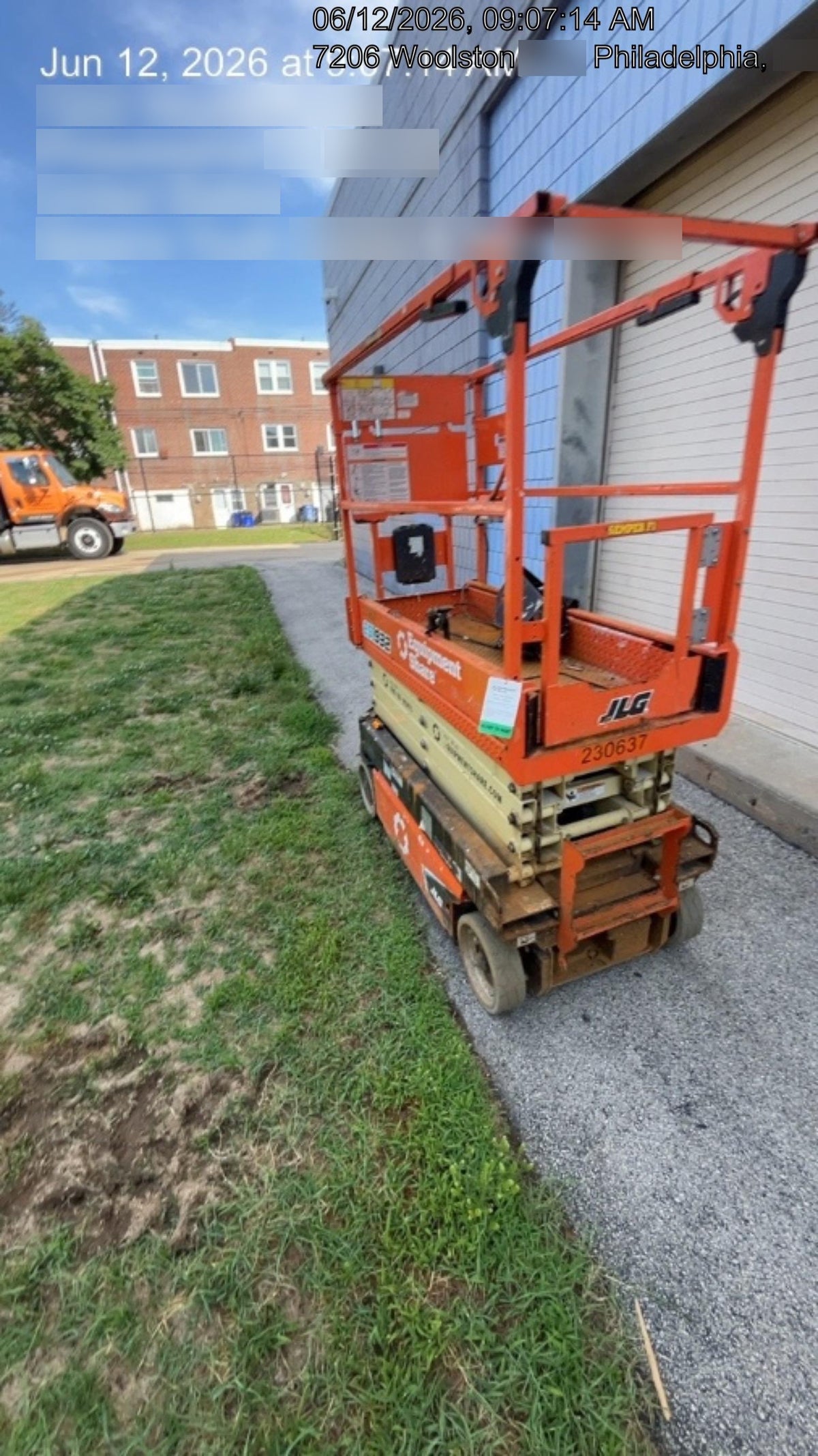 2022 JLG ES1932