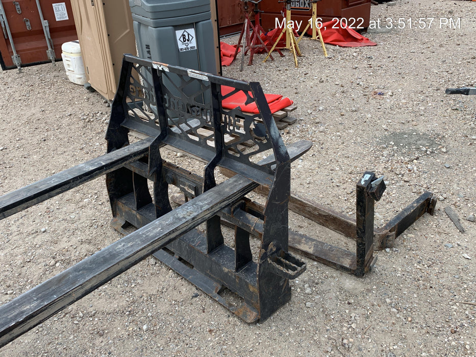 2020 PALADIN 48" Pallet Forks - Paladin