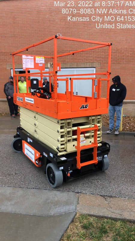 2022 JLG R3246