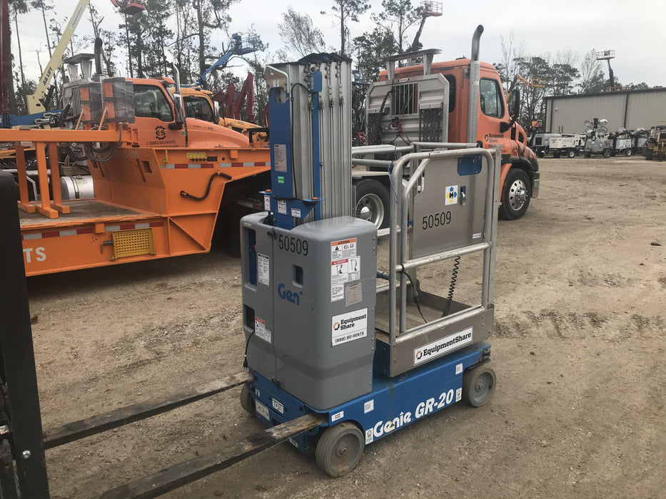 2019 GENIE GR-20
