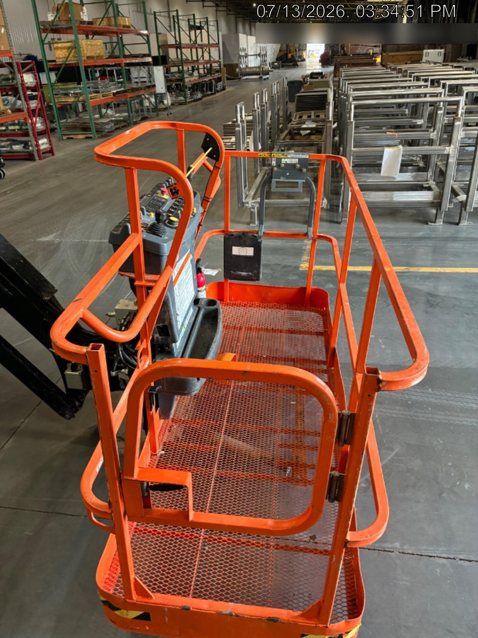 2025 JLG 860SJ