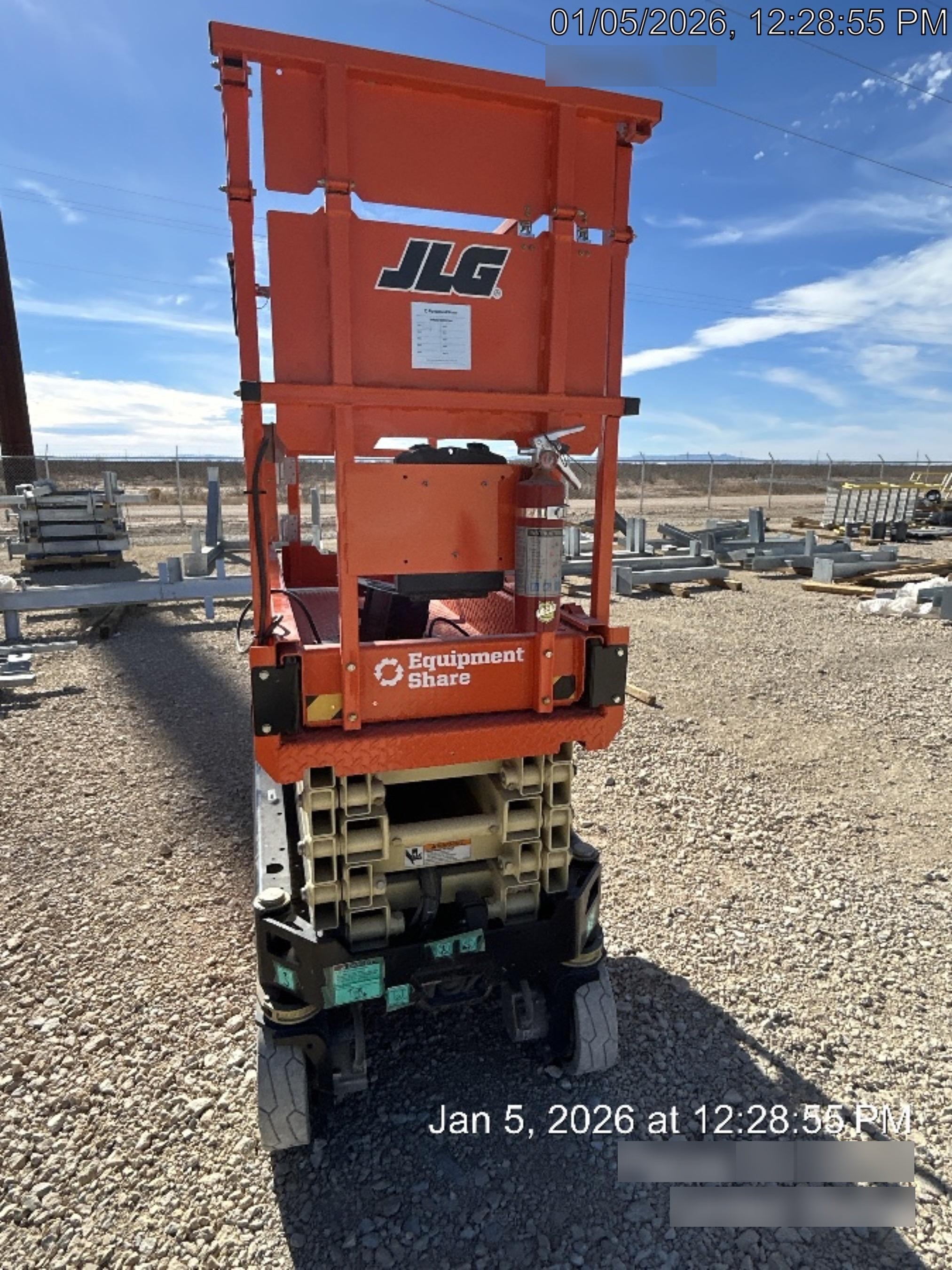 2025 JLG ES1932