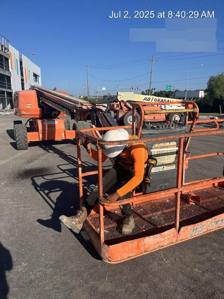 2019 JLG 660SJ