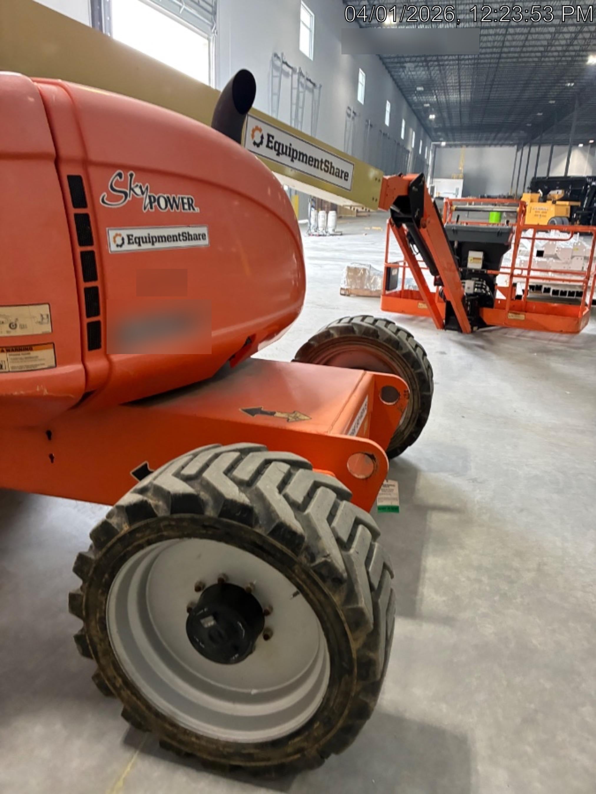 2018 JLG 600AJ
