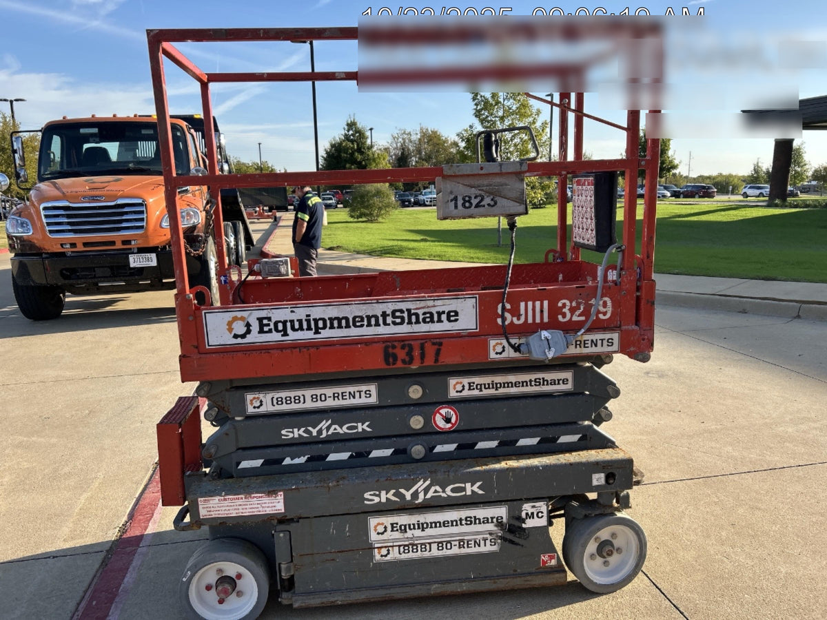 2017 Skyjack SJIII-3219 Skyjack SJ3219 w/Trojan Battery Set, Extended Warranty 5yr/5k hr