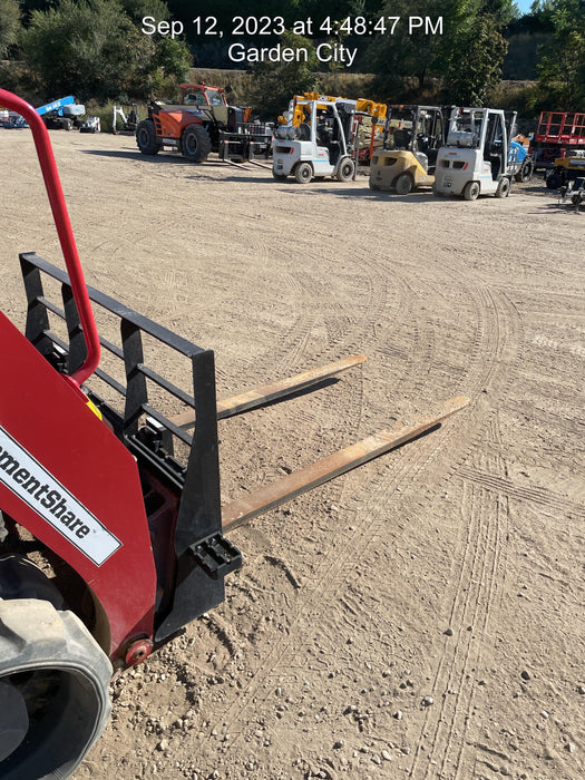 2023 ARROW MATERIAL HANDLING F5100CB