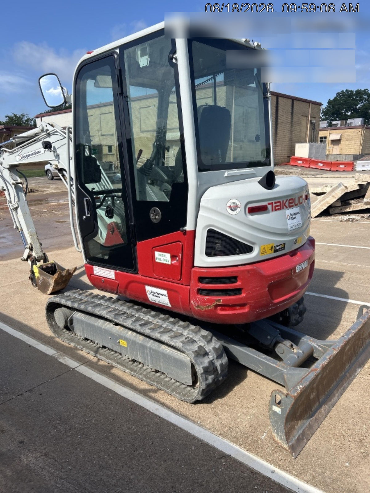 2024 TAKEUCHI TB235-2CR