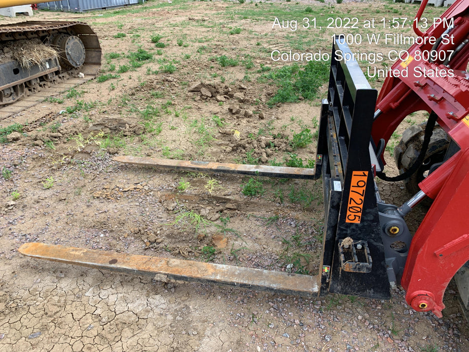 2021 ARROW MATERIAL HANDLING 60" Pallet Forks