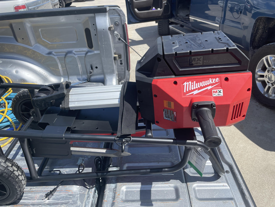 2022 MILWAUKEE MXF368-1XC