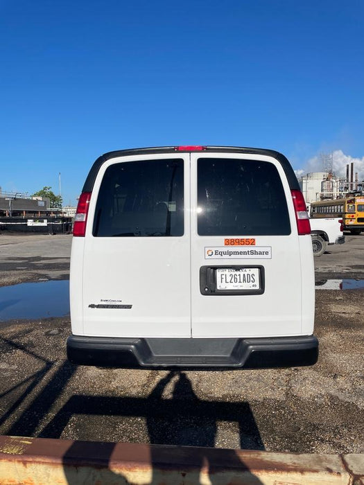 2023 CHEVROLET Express Van - Rental