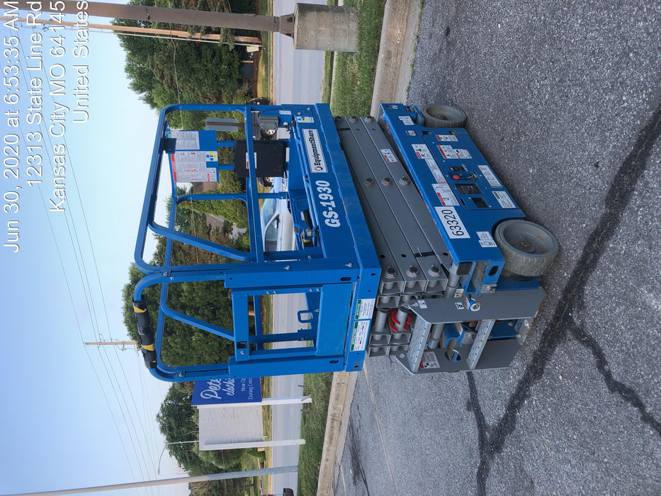 2020 Genie GS-1930 Solid Non Marking Tires, Beacon, Folding rails with half height swing gate