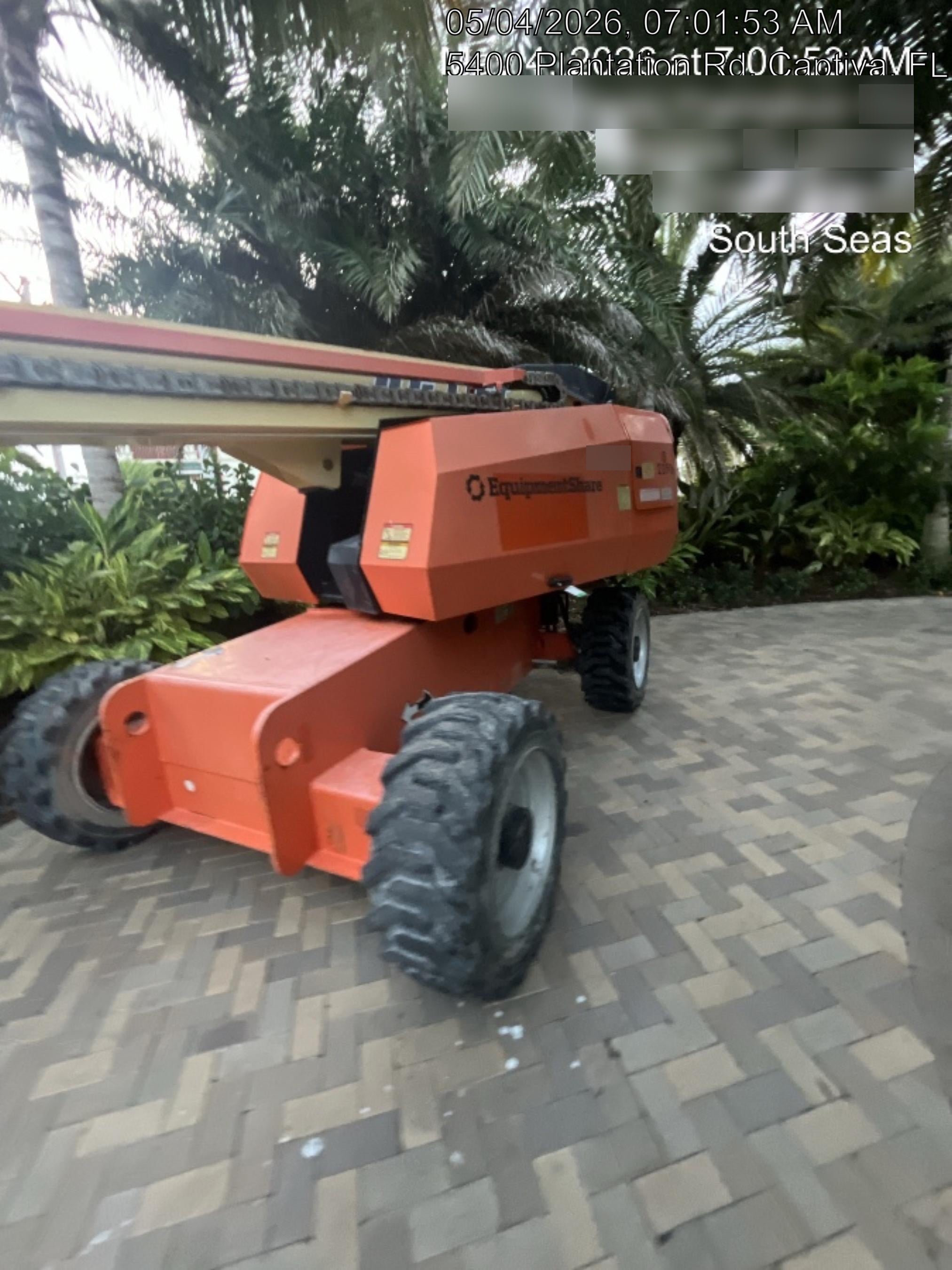 2016 JLG 660SJ