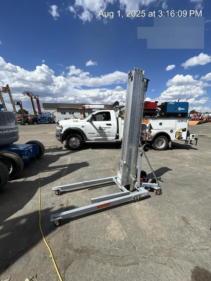 2024 GENIE SLC-24